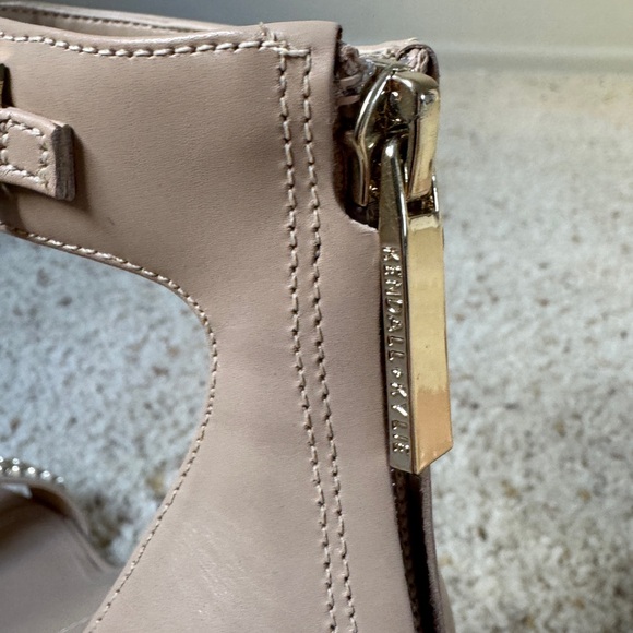 Kendall + Kylie Nude Heeled Sandal with Gold Accents, Size 7 - Picture 8 of 15
